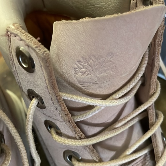 Timberlands Womens nutbuck light Pink ankle boots Size 8 Excellent SOLD - Picture 7 of 10